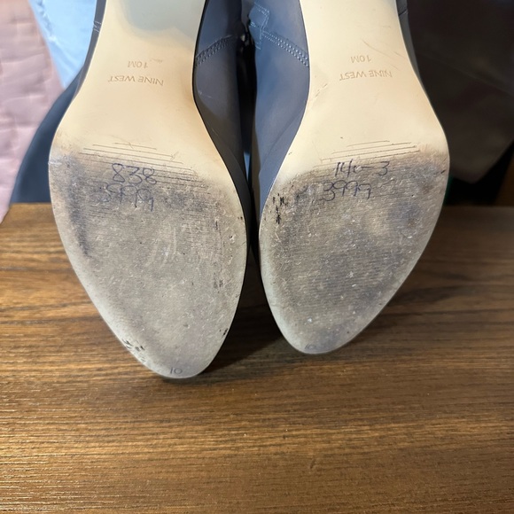 4” heel, knee boot, perfect for dress up or down; true to size - Picture 5 of 5